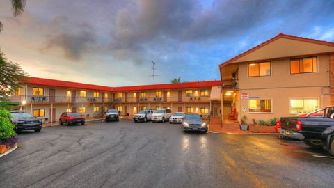 Hi-Way Motel Grafton - Tourism Adelaide 0