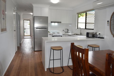 Holiday House - Tourism Adelaide 2