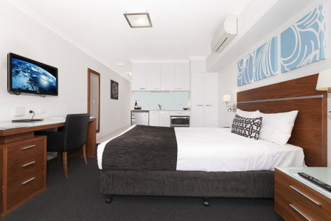 Hotel Chino - Tourism Adelaide 1
