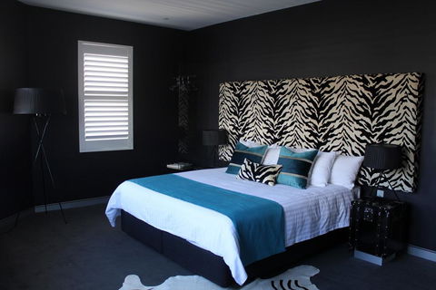 Junction Hotel - Tourism Adelaide 0