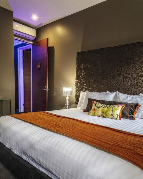 Junction Hotel - Tourism Adelaide 3