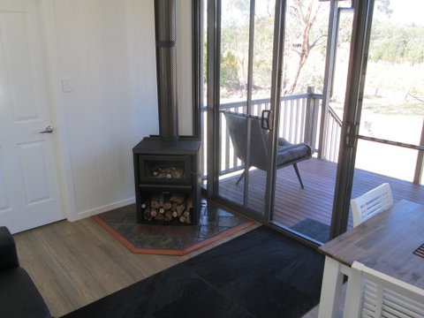 Just Red Wines Cabins - Tourism Adelaide 3