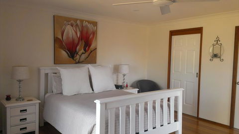 Kincumber House - Tourism Adelaide 0
