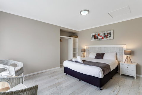 King's Point Retreat - Tourism Adelaide 3