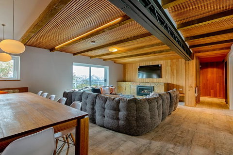 Le Chalets - Tourism Adelaide 2