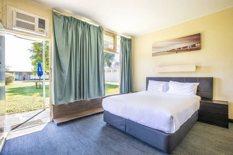 Links Hotel - Tourism Adelaide 2