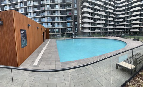M-City 2 BR And 2 BA Apartment With Parking - Tourism Adelaide 1