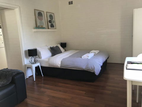 M106 Holiday Apartment In The City - Tourism Adelaide 0