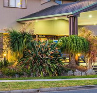 Macquarie Barracks Motor Inn - Tourism Adelaide