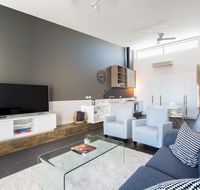 Magnificent Apartment  FREE car park near CBD - Tourism Adelaide