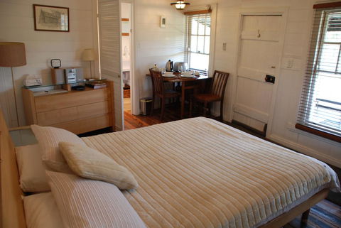 Mancuso Country Cottage Retreat - Tourism Adelaide 3