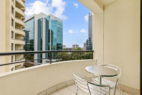 Mantra Parramatta - Tourism Adelaide 1