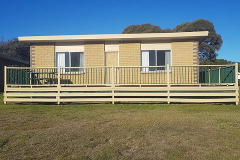 MARLO - Tourism Adelaide 0