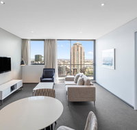 Meriton Suites Campbell Street - Tourism Adelaide
