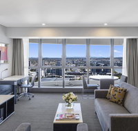 Meriton Suites Herschel Street - Tourism Adelaide