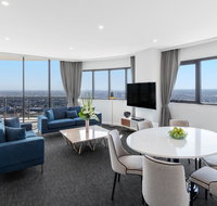 Meriton Suites Kent Street - Tourism Adelaide