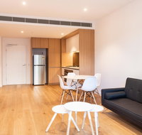 Modern Apartment in Darling Harbour - Tourism Adelaide