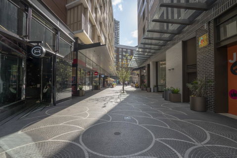 Modern Apartment In Darling Harbour - Tourism Adelaide 1