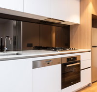 Modern Apartment in Darling Harbour - Tourism Adelaide