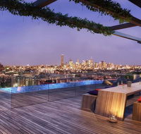 Modern carefree living style APT in ToowongView - Tourism Adelaide