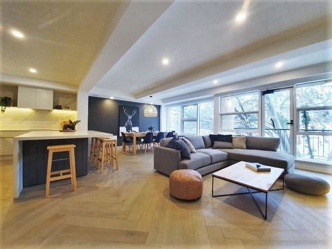 Mt Buller Chalet Hotel & Suites - Tourism Adelaide 1