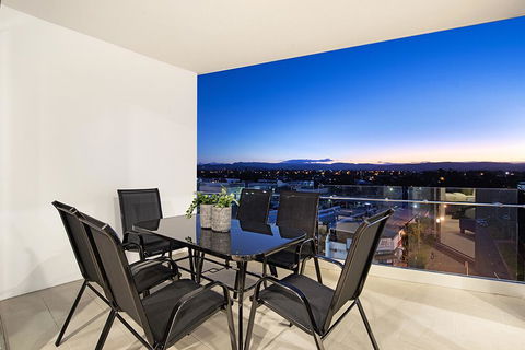 NEO Apartments Mermaid Beach - Tourism Adelaide 3