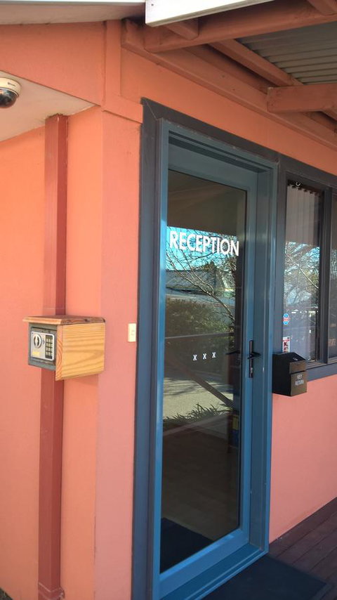 Albany Apartments - Tourism Adelaide 16