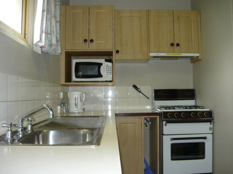 Albany Apartments - Tourism Adelaide 10