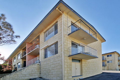 Summer Breeze - Holiday Or Business Apartment - Tourism Adelaide 0