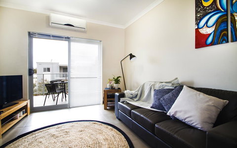 Airport Apartments By Vetroblu - Tourism Adelaide 8