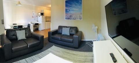 West Beach Lagoon 107 - Great Value - Tourism Adelaide 5