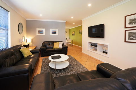 Albany Harbourside Apartments And Houses - Tourism Adelaide 10
