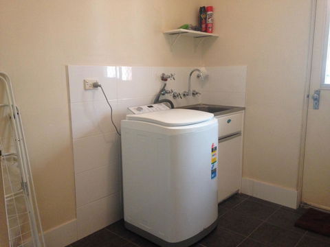 â˜… Stylish Family Home! â˜… - Tourism Adelaide 23