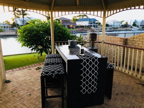 LA ANCHOR ON THE CANALS (MANDURAH) - Tourism Adelaide 9