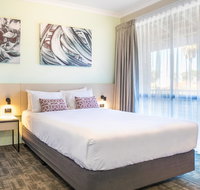 Nightcap at Wanneroo Tavern - Tourism Adelaide