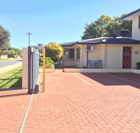 The Royal Dolphin Bed  Breakfast Safety Bay - Tourism Adelaide