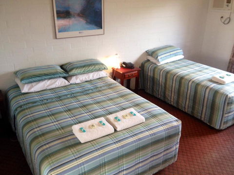 Bremer Bay Resort - Tourism Adelaide 12