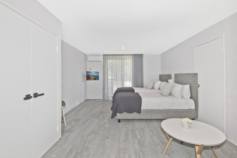 Atrium Hotel Mandurah - Tourism Adelaide 23
