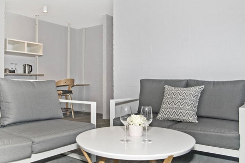 Atrium Hotel Mandurah - Tourism Adelaide 22