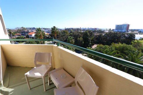 Atrium Hotel Mandurah - Tourism Adelaide 19