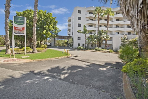 Atrium Hotel Mandurah - Tourism Adelaide 28