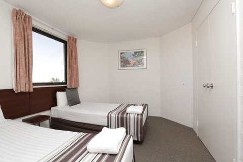 Atrium Hotel Mandurah - Tourism Adelaide 5