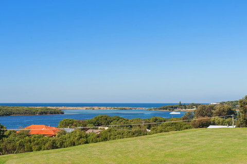 Augusta Hotel Motel - Tourism Adelaide 6