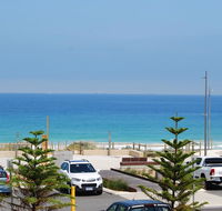 Absolute Beachfront Scarborough - Tourism Adelaide