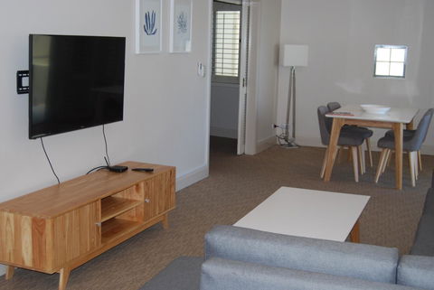 Absolute Beachfront Scarborough - Tourism Adelaide 2