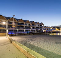 Dolphin Quay Apartments - Tourism Adelaide