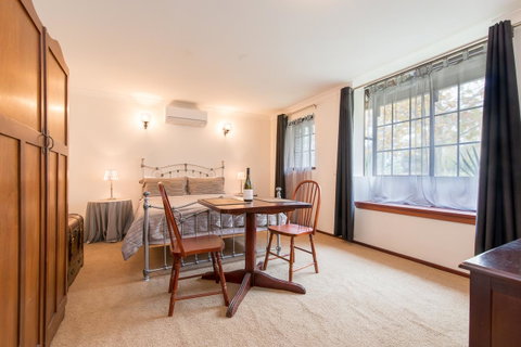 Sienna Lodge - Tourism Adelaide 5