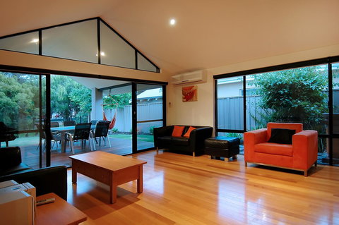 THE SANCTUARY LUXURY HOLIDAY HOME - Tourism Adelaide 18