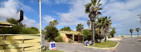 Wildsights Villas - Tourism Adelaide 19