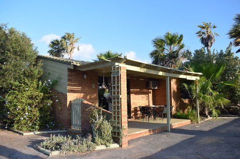 Wildsights Villas - Tourism Adelaide 8
